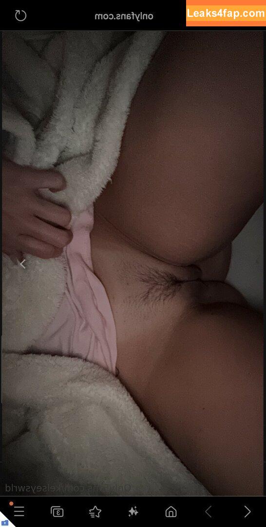 kelseyswrld /  leaked photo photo #0006