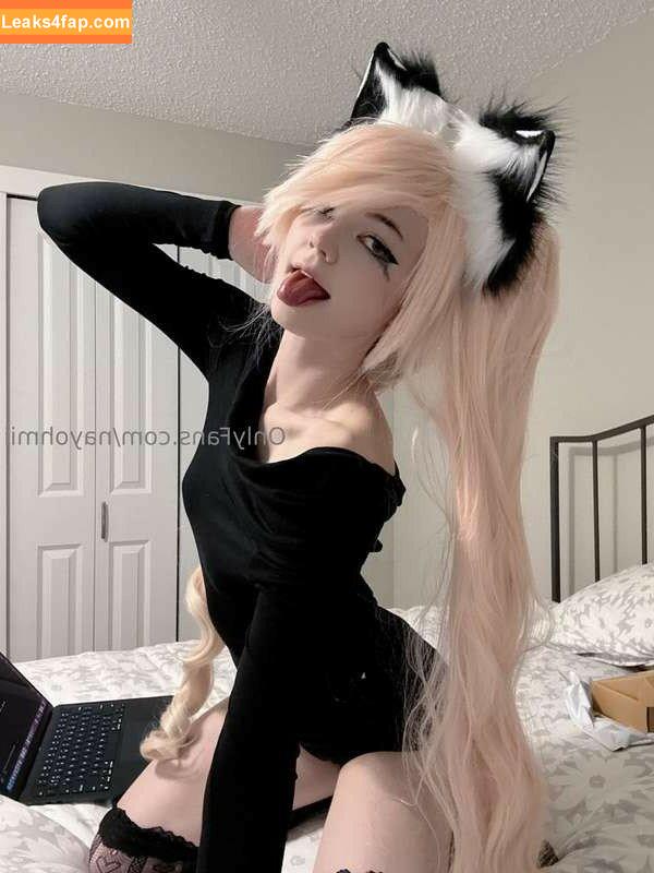 Strawbeariemilkk / StrawberryMillk / straw_milkk / strawberrymilk__xoxo leaked photo photo #0024