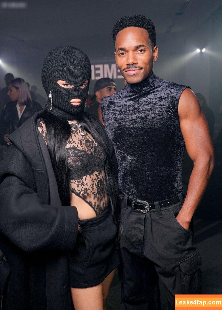 25698 /  leaked photo photo #1758