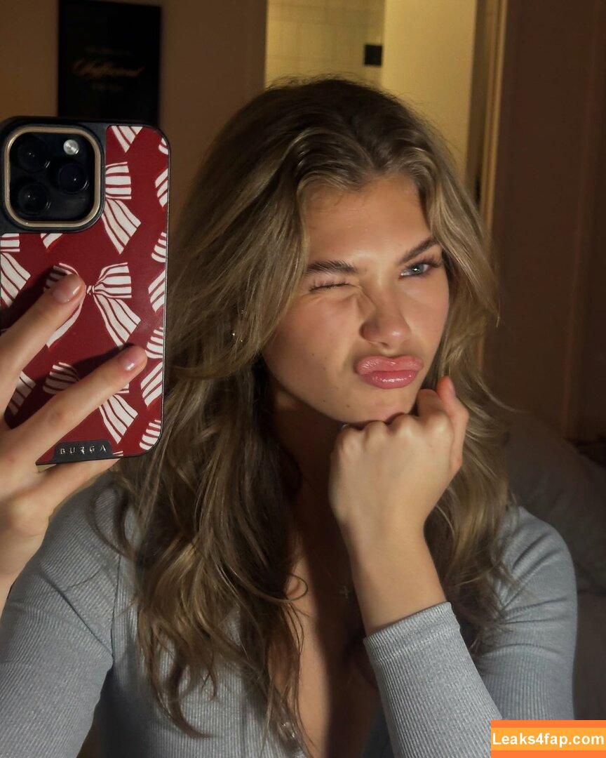 Abigael Boivin / abileeboivin leaked photo photo #0268