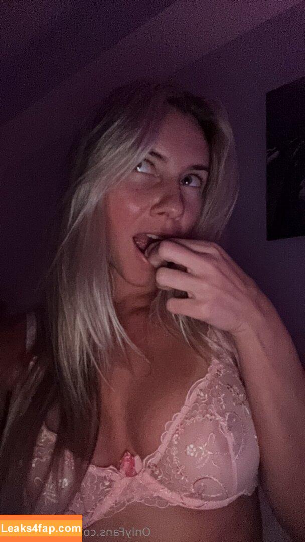 kelseyswrld /  leaked photo photo #0031