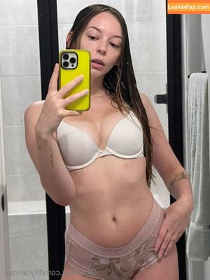 Lily Larimar photo #0301