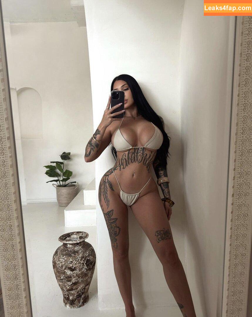 Valerie Cossette / valerie.c_ / valeriec / valeriecossett leaked photo photo #0015
