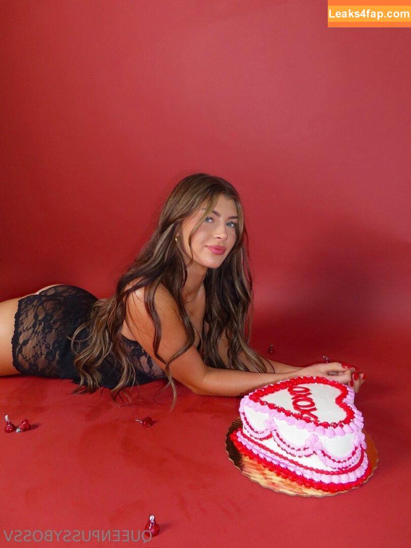 Victoria Kuhnley / queenpussybossv / victoriakuhnley leaked photo photo #0016