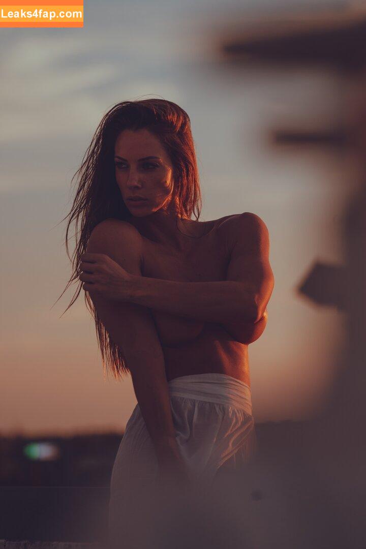 2629 /  leaked photo photo #0185