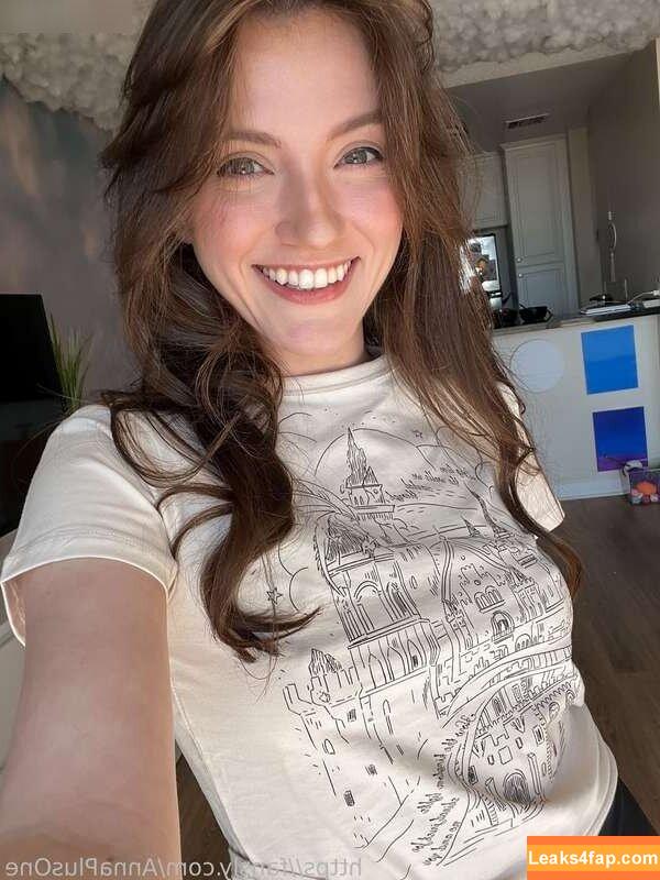 annaplusone / anna.plus.one leaked photo photo #0018