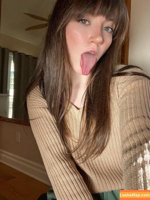 annaplusone photo #0334