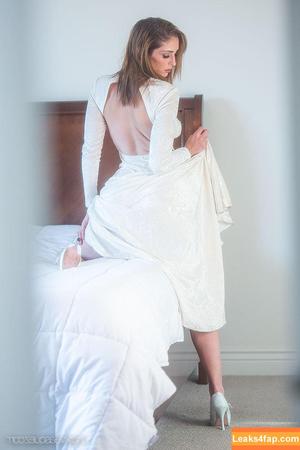 Carlotta Champagne фото #0306