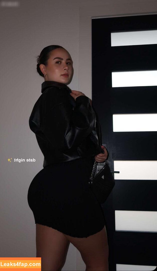 Desirae Elizabeth /  leaked photo photo #0001