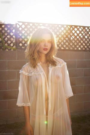 Kaili Thorne photo #0012