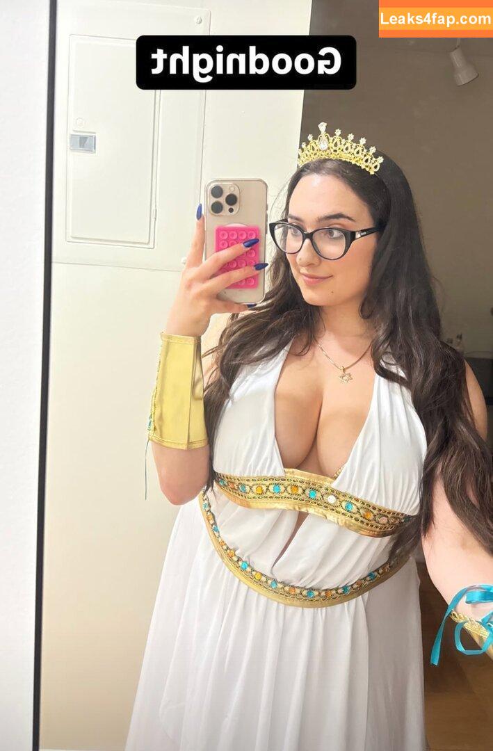 qveenjulia / juliaain_ leaked photo photo #0003