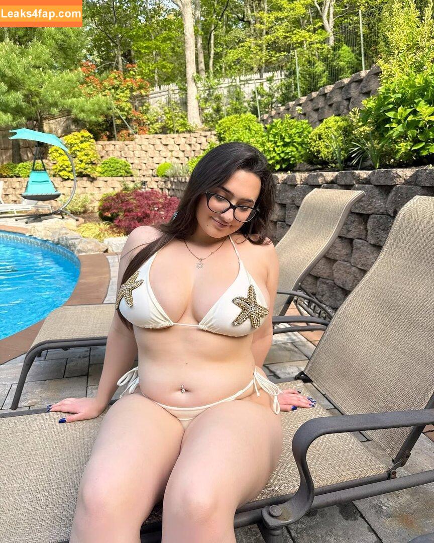 qveenjulia / juliaain_ leaked photo photo #0017