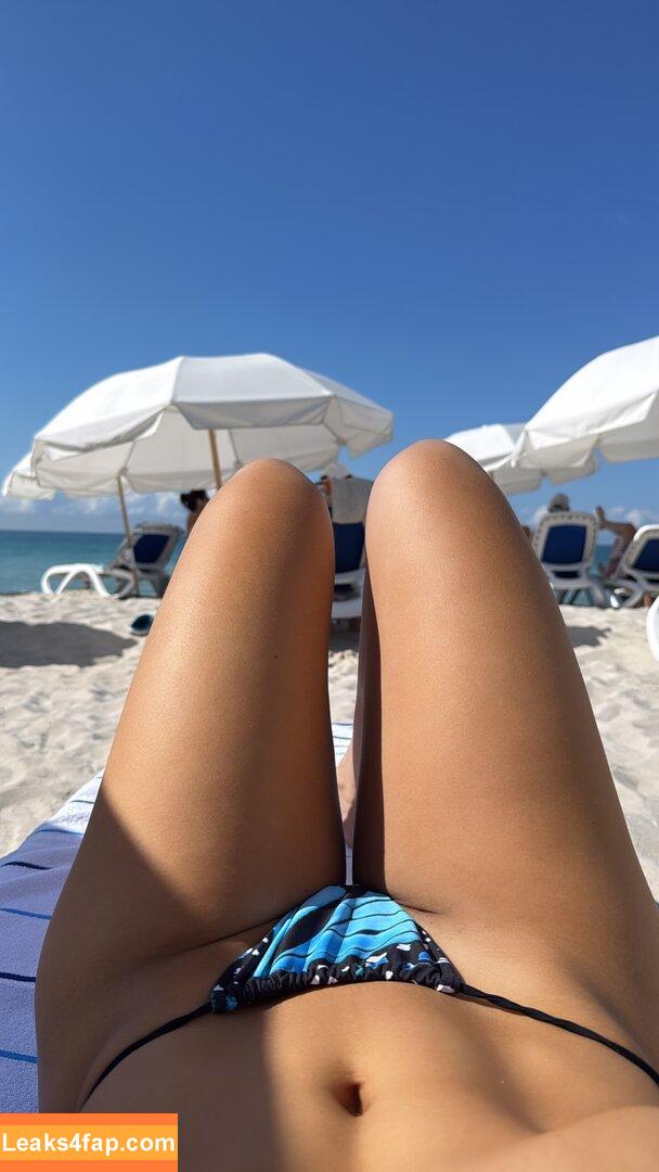 Valerie Loureda / valerieloureda leaked photo photo #0010