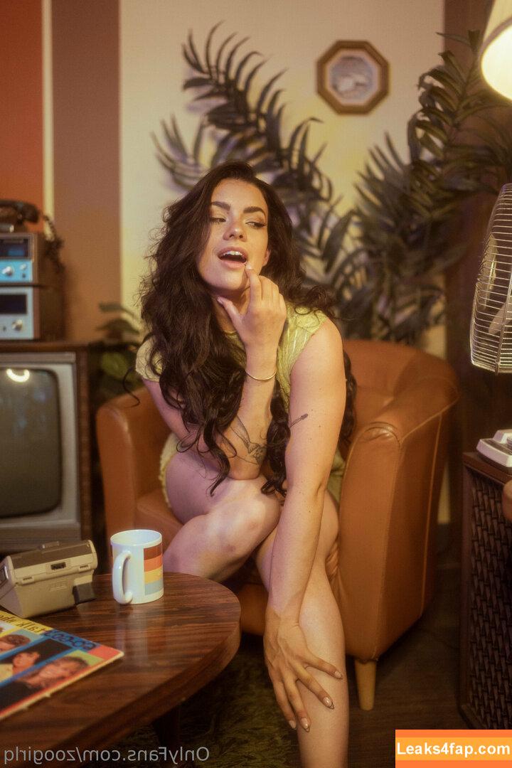 zoogirlq /  leaked photo photo #0001