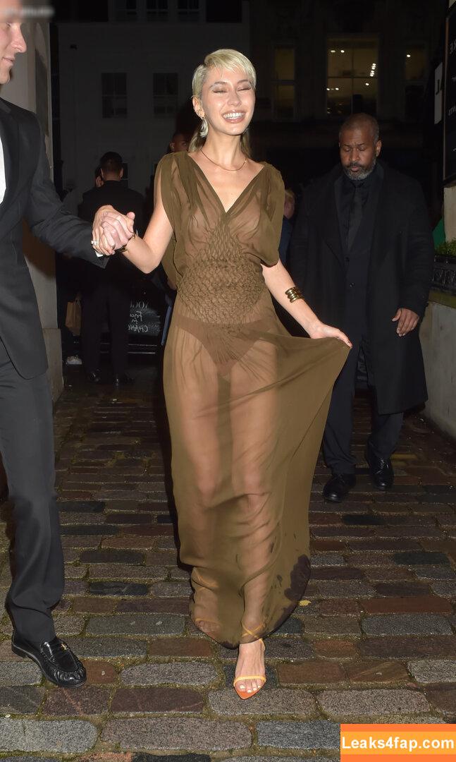 27918 /  leaked photo photo #0284