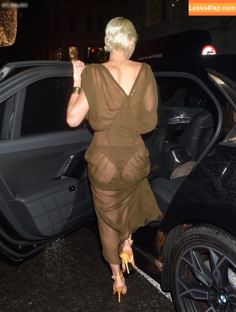 27918 /  leaked photo photo #0286