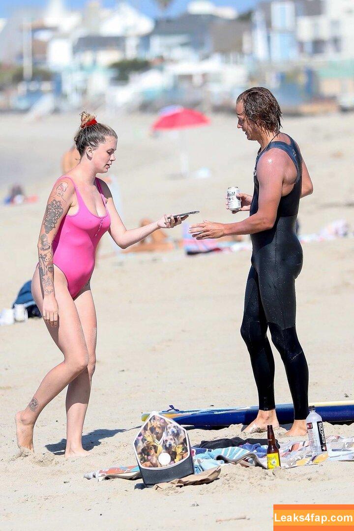 27918 /  leaked photo photo #0594