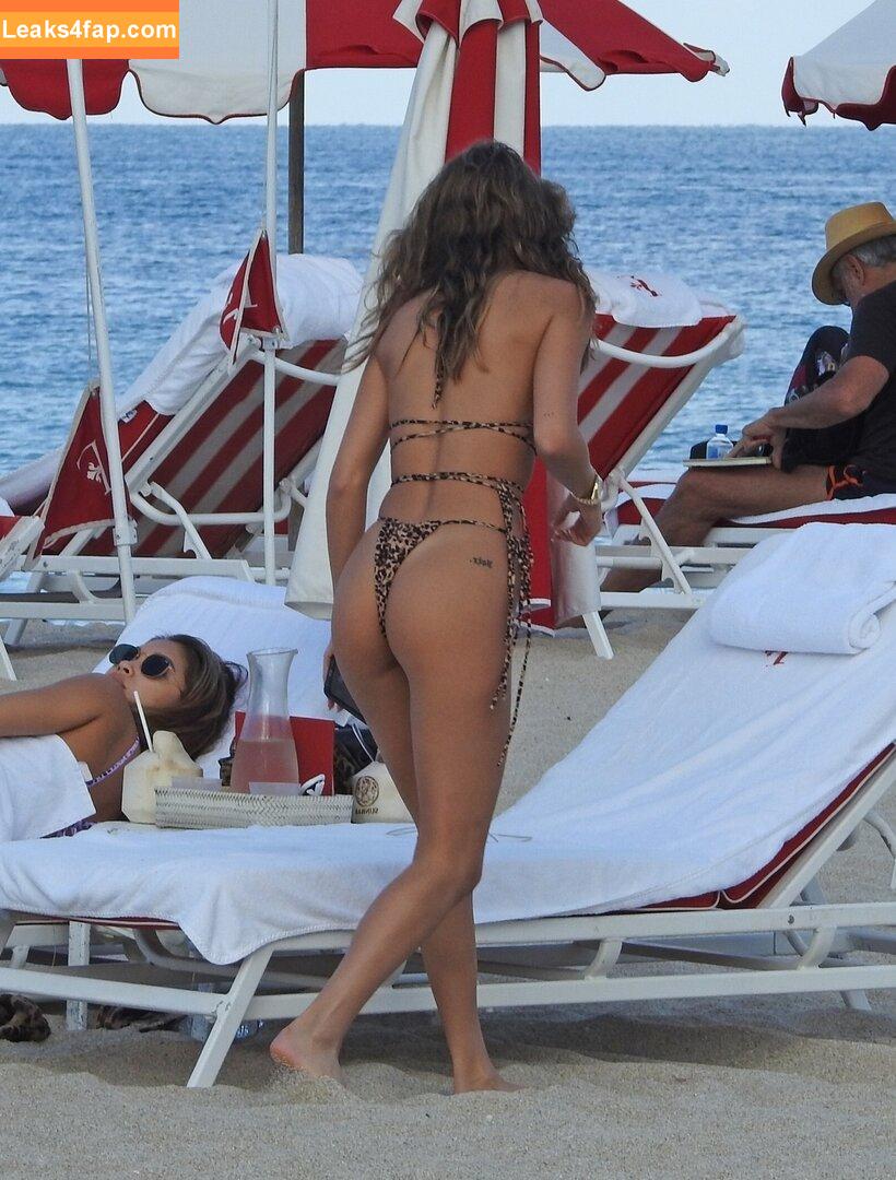 27918 /  leaked photo photo #1107