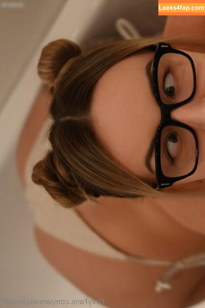 Anna Schmidt / https: слитое фото фото #0029