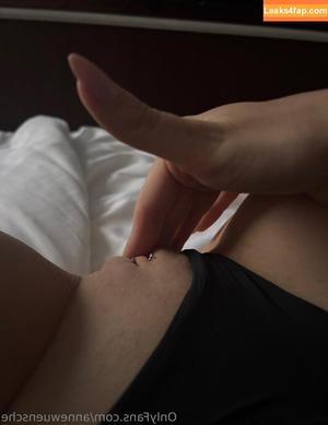 Anne Wünsche photo #0035