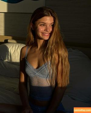 Dasha Komarova photo #0003