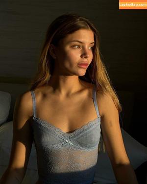 Dasha Komarova photo #0006