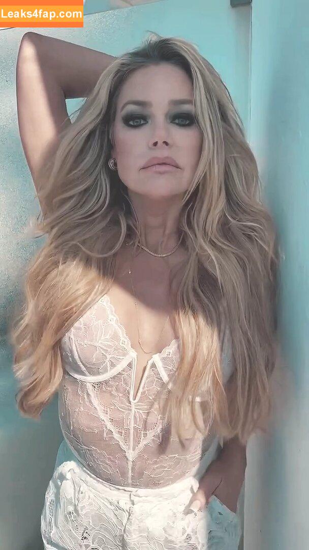 Denise Richards / deniserichards leaked photo photo #0027