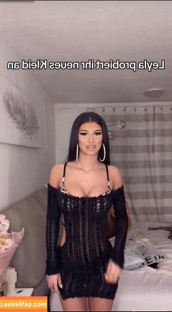 28.leyla /  leaked photo photo #0004