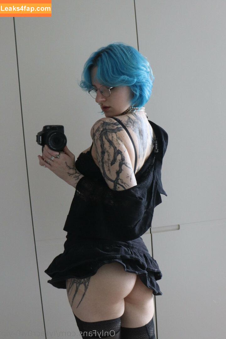 Lyra Crow / lyracr0w0 leaked photo photo #0020