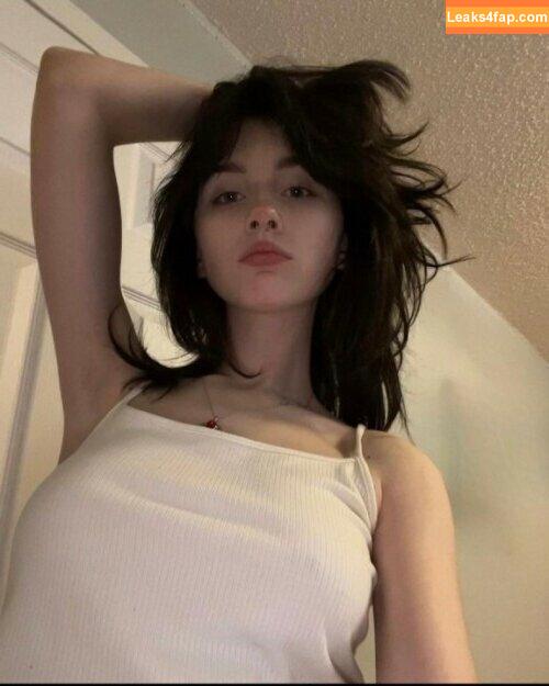 Willow.j.c leaked photo photo #0001