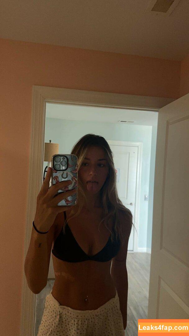Sadie Mckenna / sadieemckennaa leaked photo photo #0029