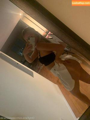 Alexis Clark photo #0241