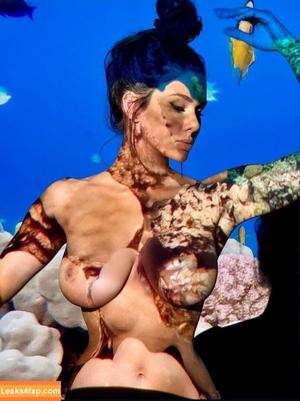 Brittany Furlan фото #0008