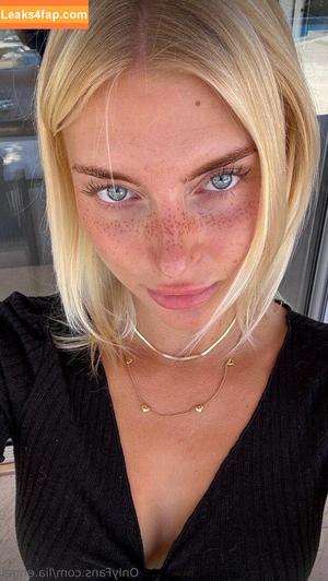 Lia Engel photo #0009