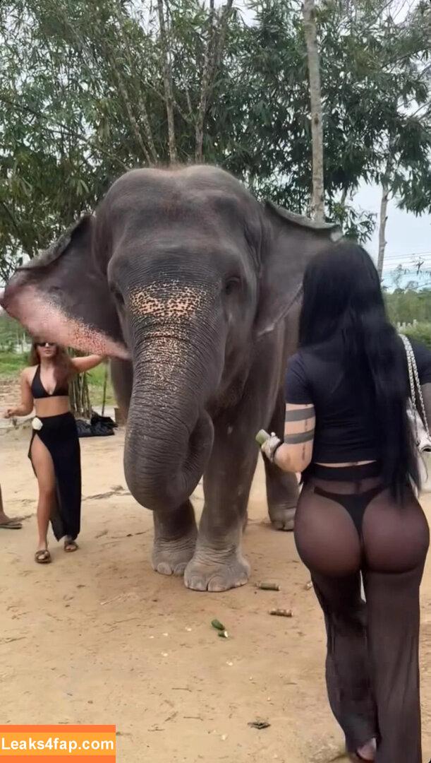 Zusje / zusjeofficial leaked photo photo #0012