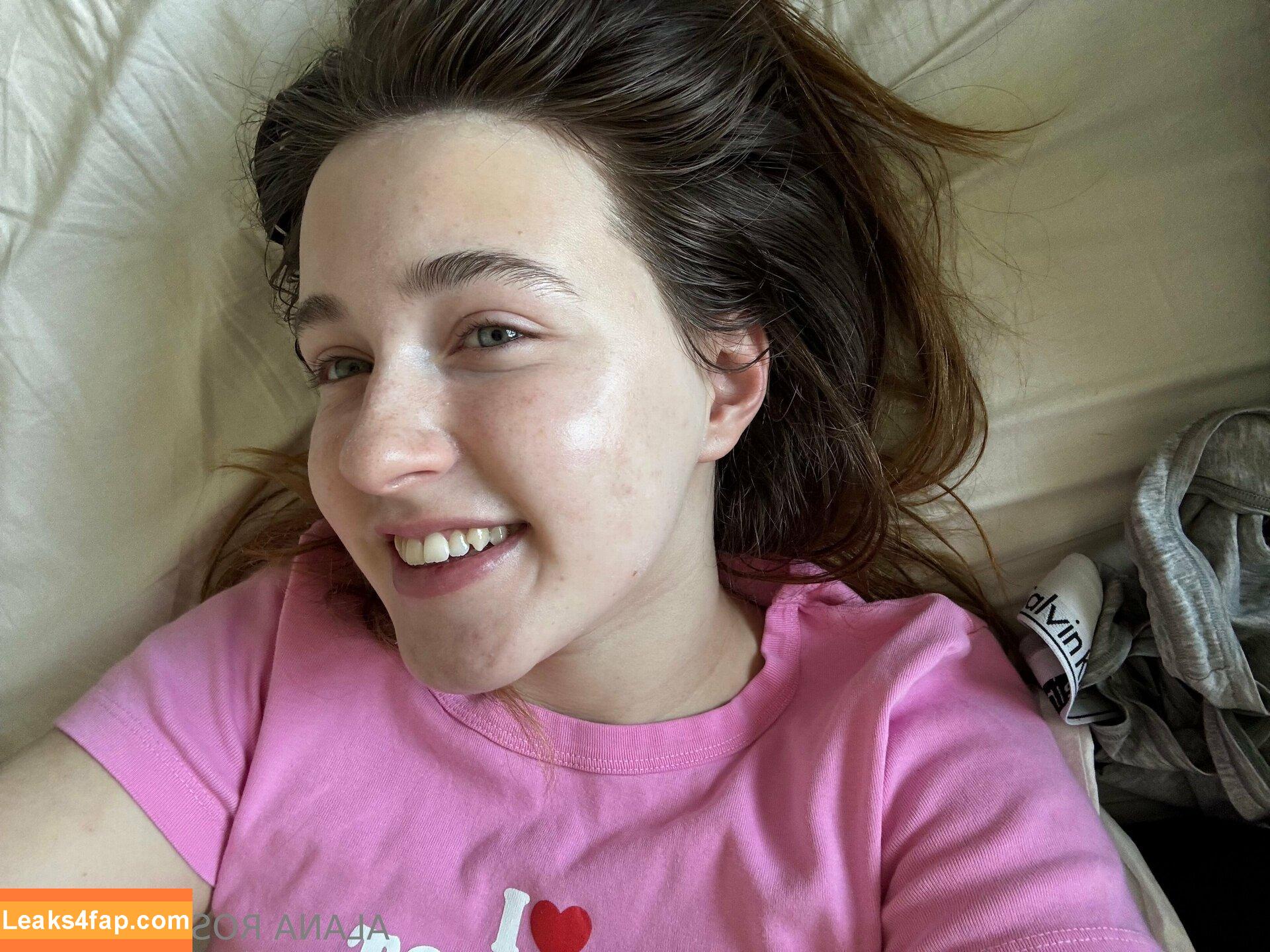 Alanarose8 / Ira8215 leaked photo photo #0184