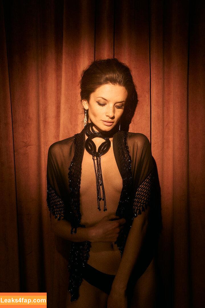 Alice Greczyn / alicegreczyn leaked photo photo #0003