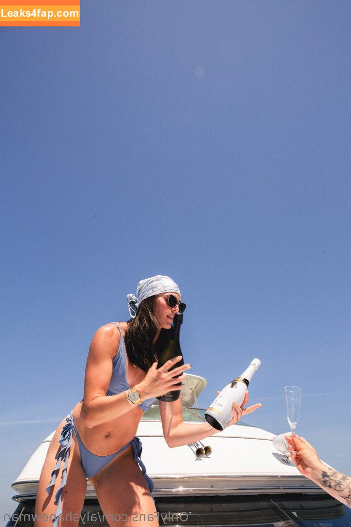 alyshanewman /  leaked photo photo #0012