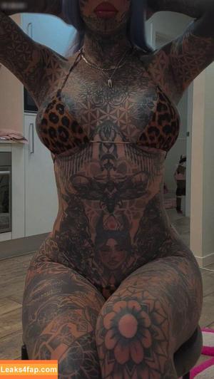 Amber Luke photo #0004