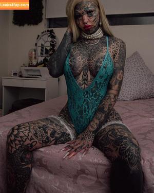 Amber Luke photo #0072