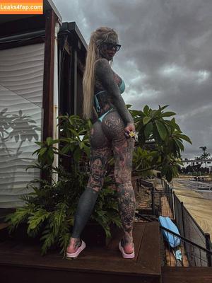 Amber Luke photo #0096