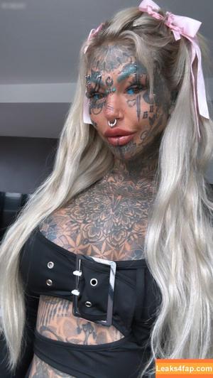 Amber Luke photo #0139