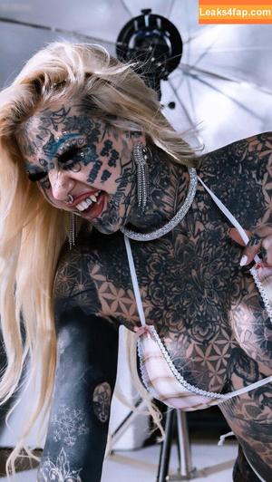 Amber Luke photo #0140