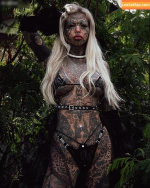 Amber Luke photo #0148