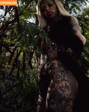 Amber Luke photo #0150