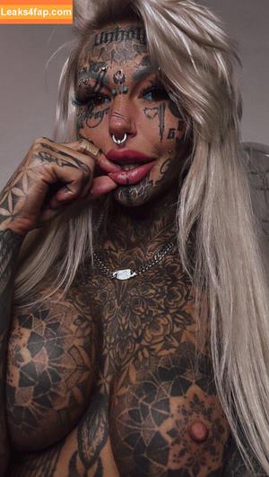Amber Luke photo #0186