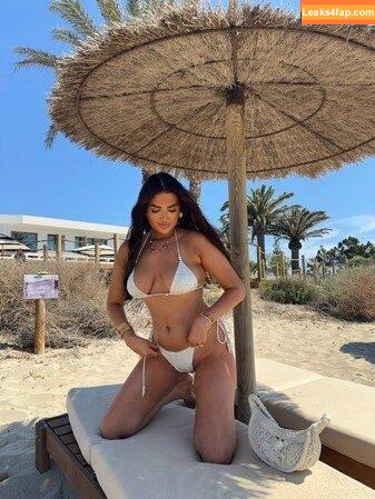ambsphillips / Amber Phillips leaked photo photo #0047