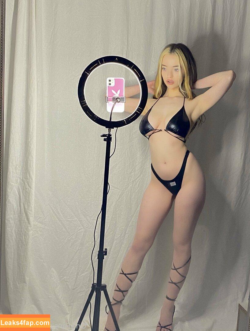 Amy Reynolds / amyreyn1 / amyyreynolds leaked photo photo #0002