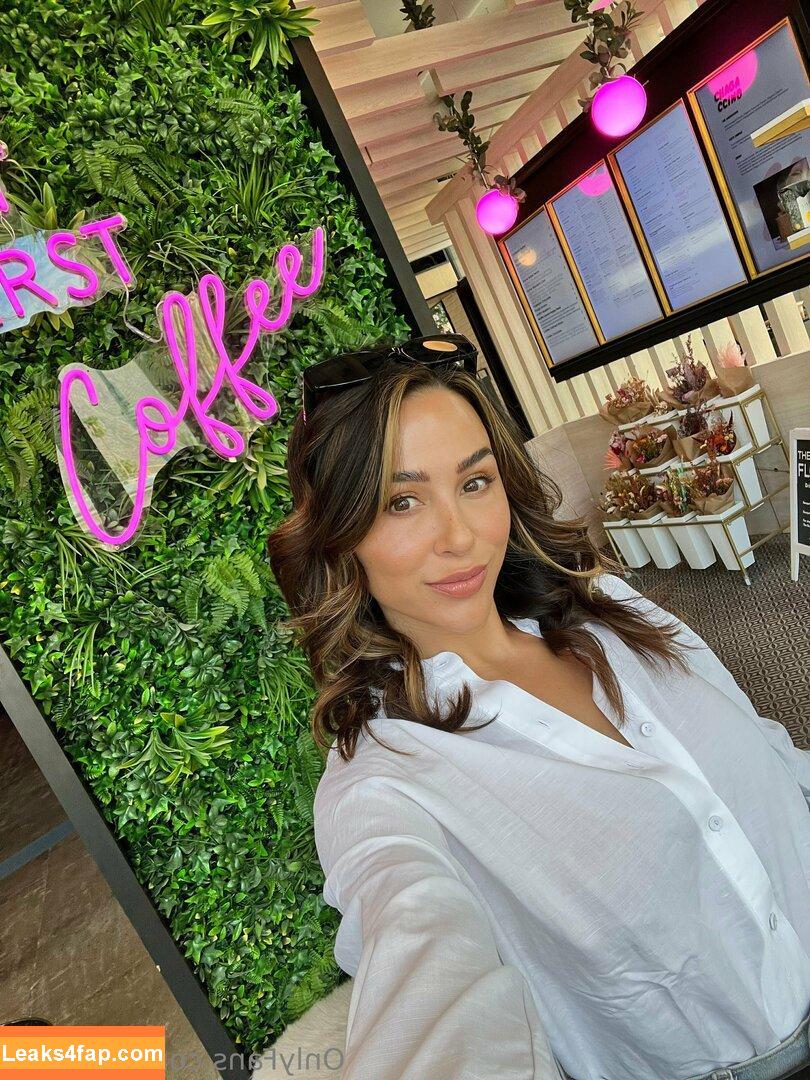 anacheri /  leaked photo photo #0097