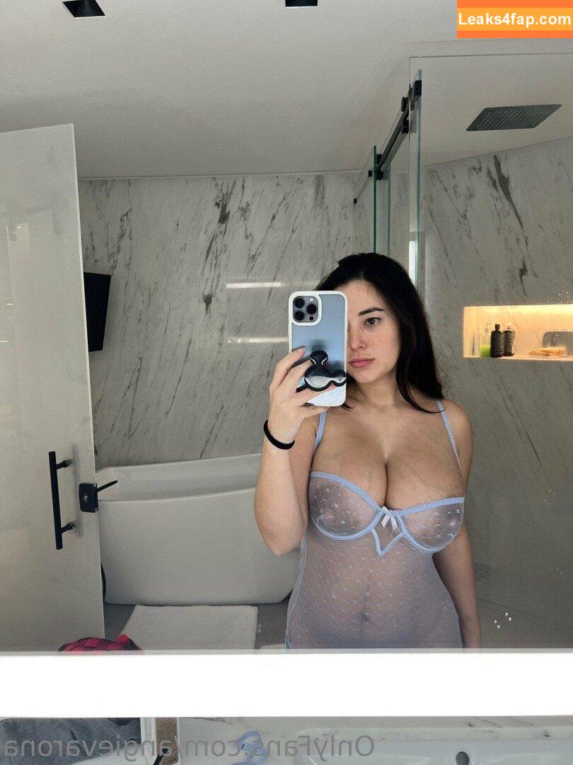 Angievarona leaked photo photo #0124